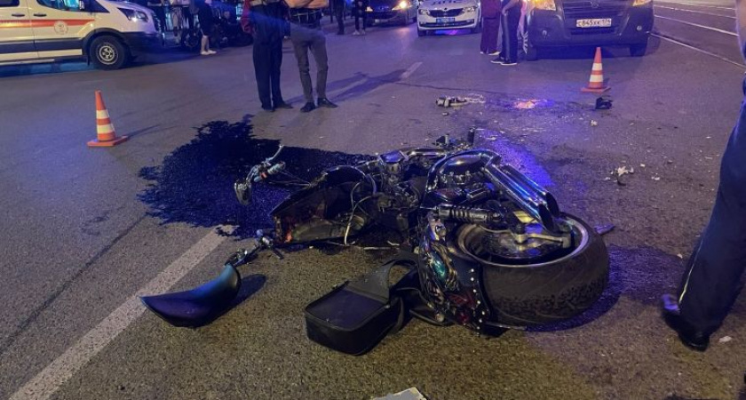  Мотоциклист погиб в ДТП в Магнитогорске: ему не уступили дорогу при левом повороте