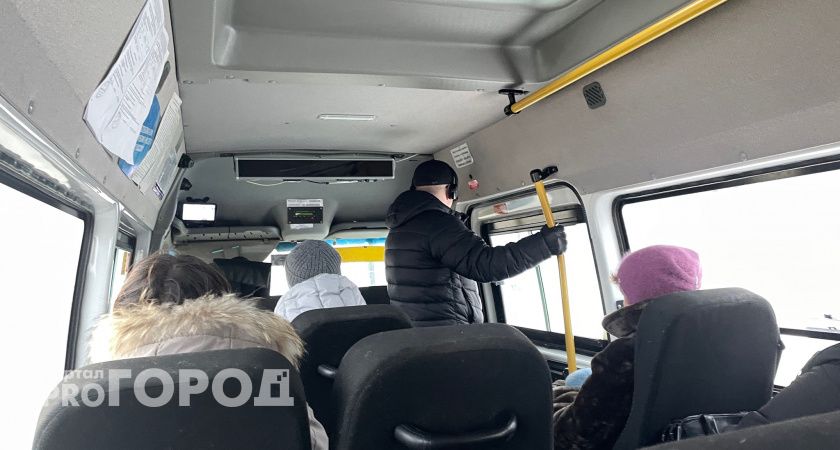В Магнитогорске бизнесмен заплатит пассажирке, которая травмировалась в маршрутке