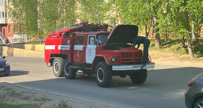 На пожаре в Каслях спасли 7 человек