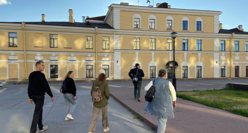 Все денежные накопления обесценятся в сентябре: страну ждет новая волна девальвации, как в 90-х