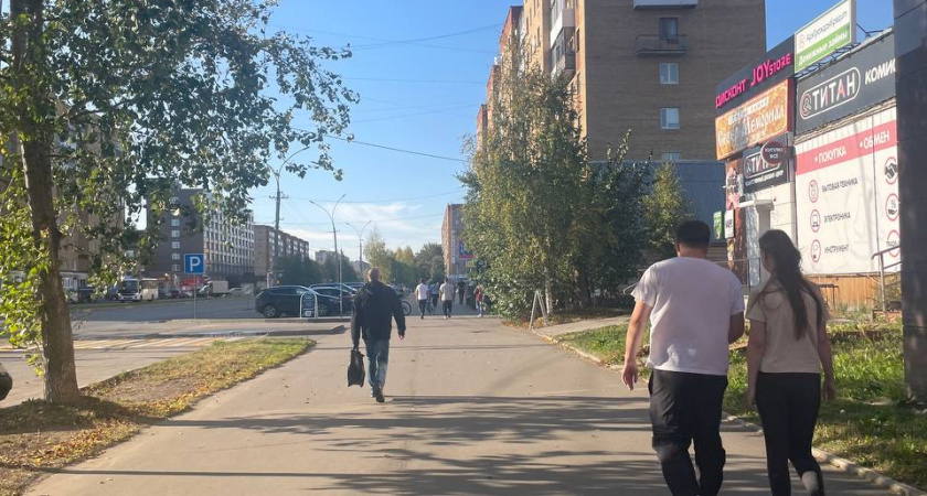 В Челябинск пришло аномальное тепло. Синоптики сказали, надолго ли — успевайте насладиться солнечной погодой