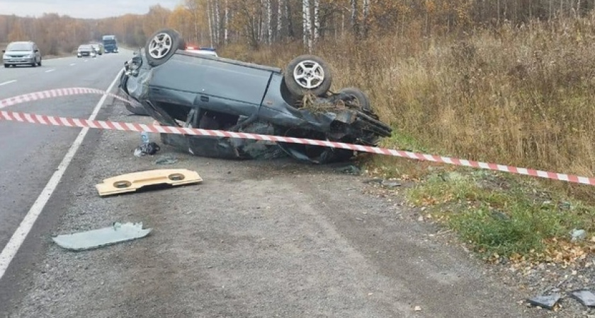 Страшная авария на трассе М-5 в Челябинской области: девушка пострадала в результате опрокидывания автомобиля