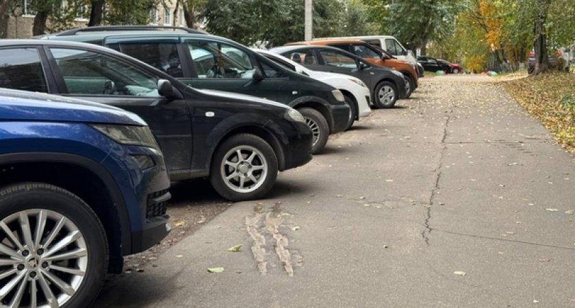 Магнитогорские водители активно меняют резину: подготовка к зиме в самом разгаре