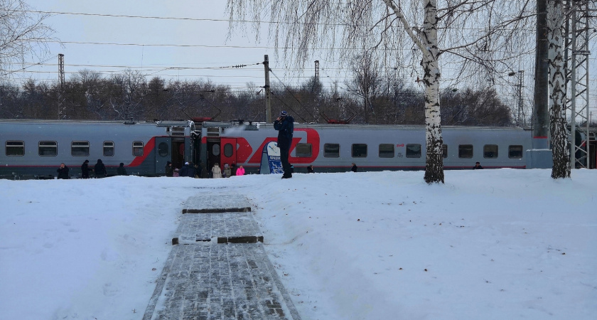 Дополнительные рейсы «Ласточек» запустят в новогодние праздники: удобство для пассажиров из Магнитогорска